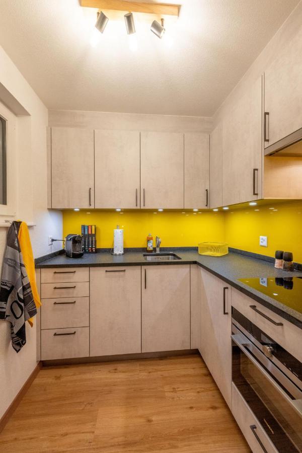Ambassador Yellow Home Grächen Exterior foto